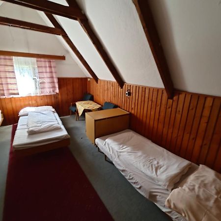 הוילה Rožnov pod Radhoštěm Bungalovy Roznov מראה חיצוני תמונה