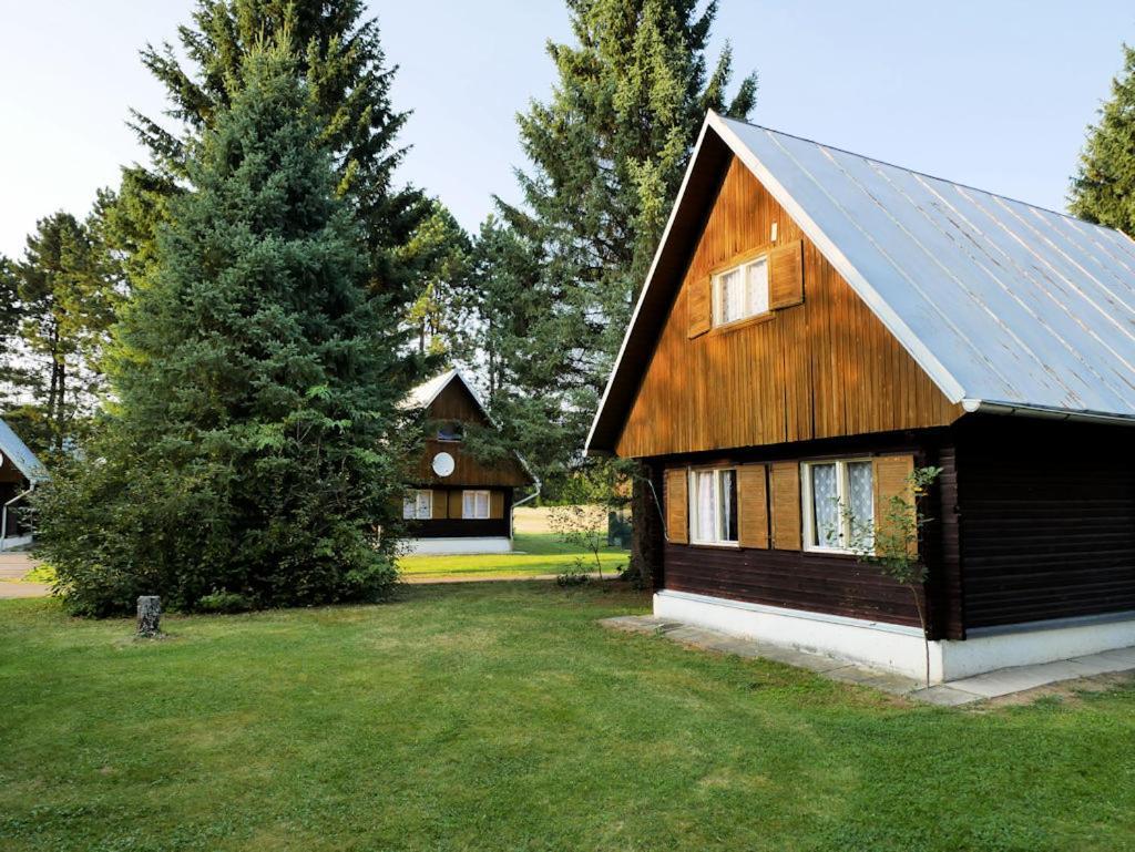 הוילה Rožnov pod Radhoštěm Bungalovy Roznov מראה חיצוני תמונה